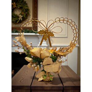 Gold Christmas Heart Shaped Centerpiece Card Holder With Bird Vintage